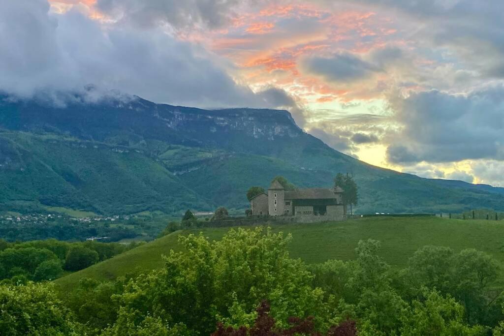 Ferienwohnung Au Calme Avec Vue Magnifique A Saint Maximin Exterior foto