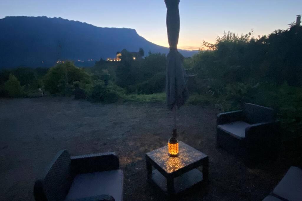 Ferienwohnung Au Calme Avec Vue Magnifique A Saint Maximin Exterior foto