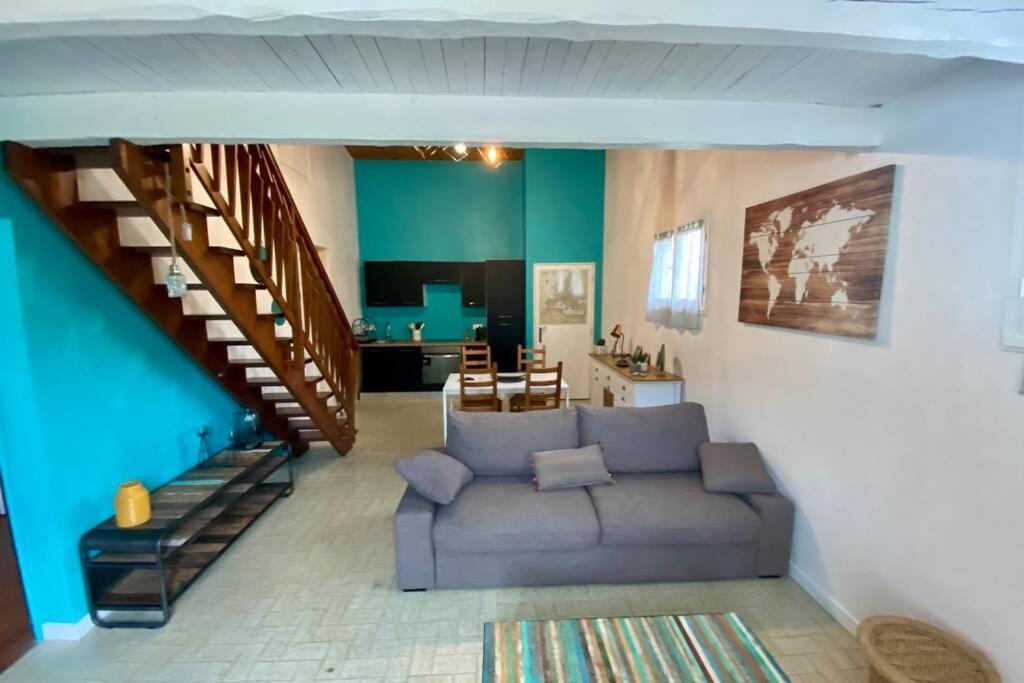 Ferienwohnung Au Calme Avec Vue Magnifique A Saint Maximin Exterior foto