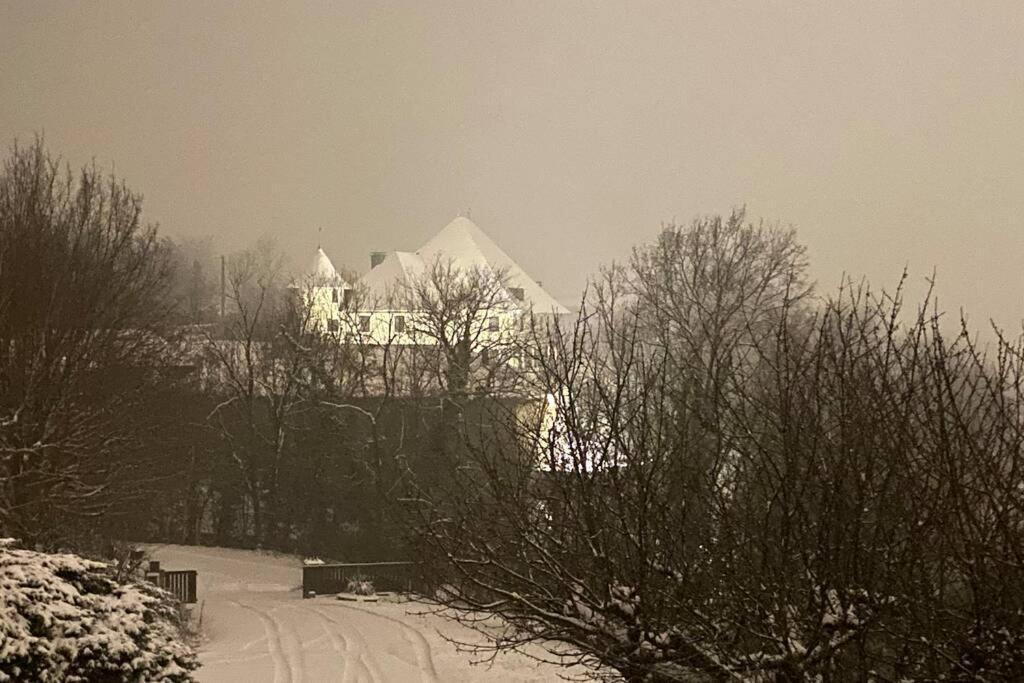 Ferienwohnung Au Calme Avec Vue Magnifique A Saint Maximin Exterior foto